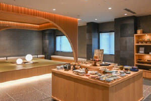 Conveying Japanese culture through Japanese tableware and sundries (MIMARU SUITES Tokyo Nihombashi)